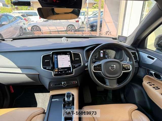 Volvo XC90 2021-12 6915087-8