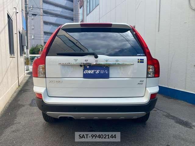 Volvo XC90 2009-09 6915086-7