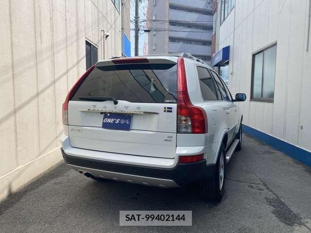 Volvo XC90 2009-09 6915086-8