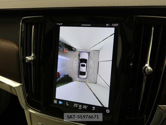 Volvo XC90 2024-03 7061295-7