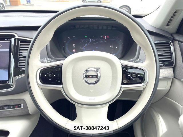 Volvo XC90 2024-06 7061296-9