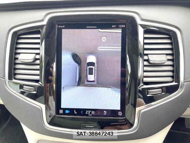 Volvo XC90 2024-06 7061296-7