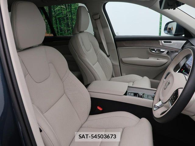Volvo XC90 2025-02 7061292-11