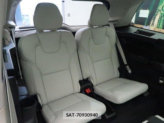 Volvo XC90 2024-03 7061293-17