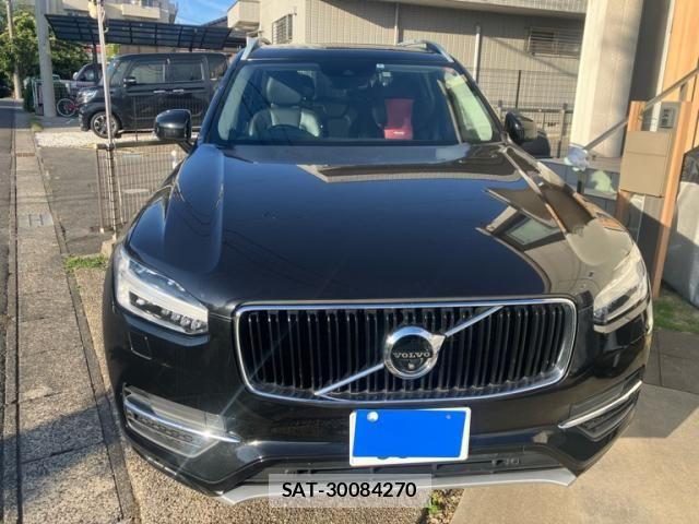 Volvo XC90 2017-08 7226831-1