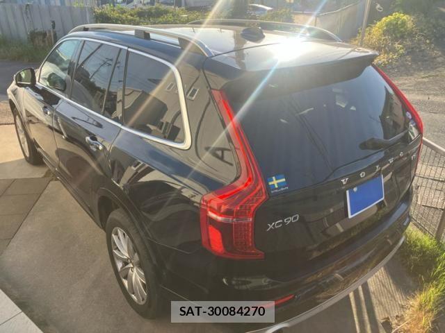 Volvo XC90 2017-08 7226831-3