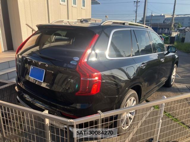 Volvo XC90 2017-08 7226831-5