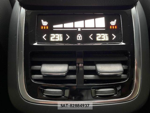 Volvo XC90 2021-09 7226835-8