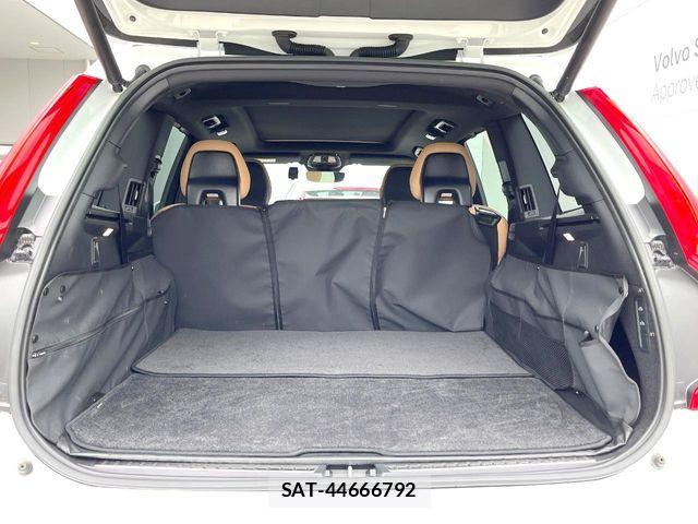 Volvo XC90 2023-08 7226836-13