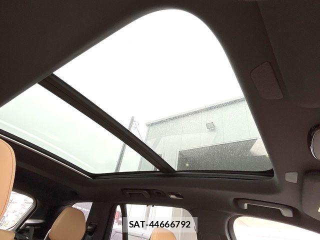 Volvo XC90 2023-08 7226836-4