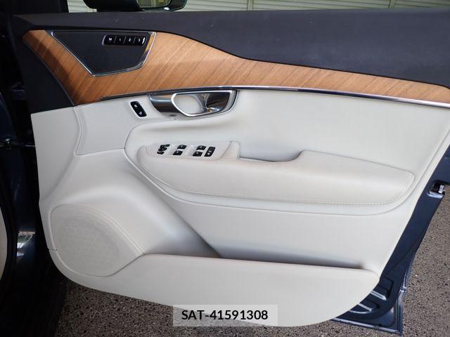Volvo XC90 2018-01 7252767-18