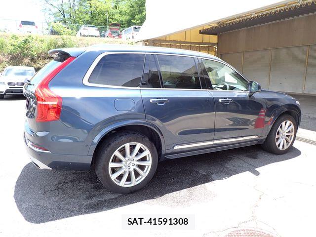 Volvo XC90 2018-01 7252767-6
