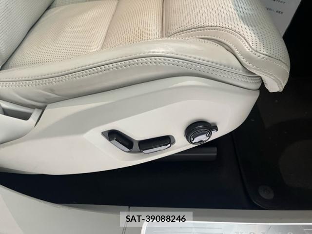 Volvo XC90 2020-11 7252760-9