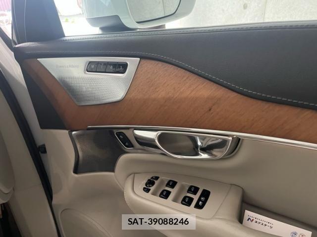 Volvo XC90 2020-11 7252760-10
