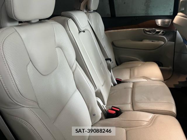 Volvo XC90 2020-11 7252760-11