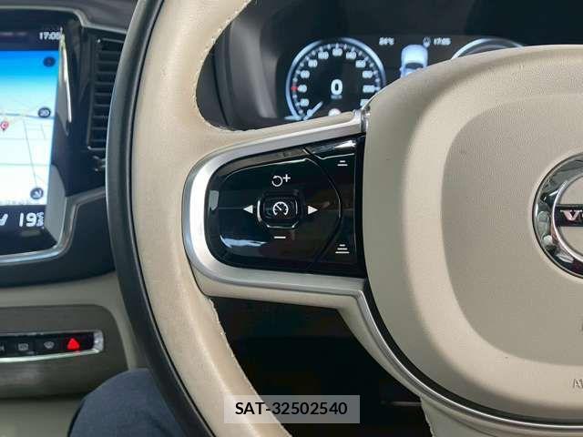 Volvo XC90 2022-05 7252762-4