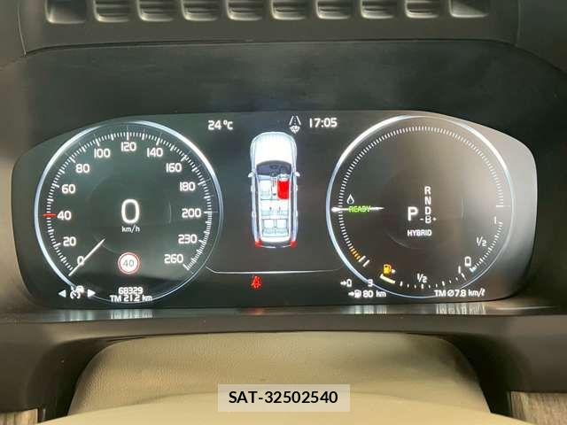 Volvo XC90 2022-05 7252762-6