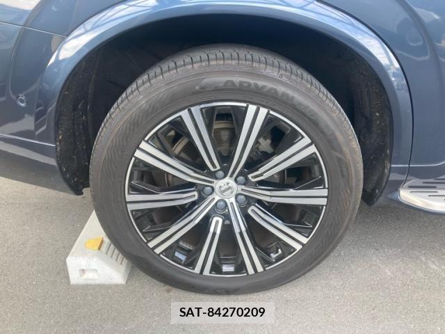 Volvo XC90 2019-09 7331011-8