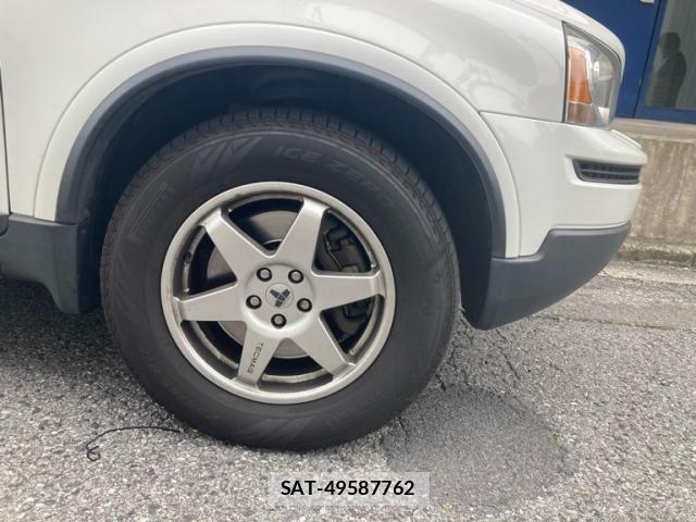Volvo XC90 2009-09 7331006-4
