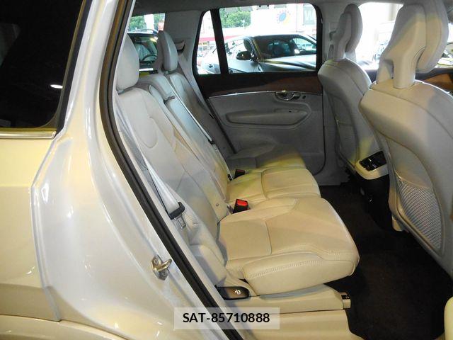 Volvo XC90 2020-12 7360380-25