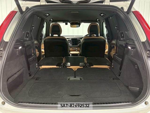 Volvo XC90 2019-09 7360379-17