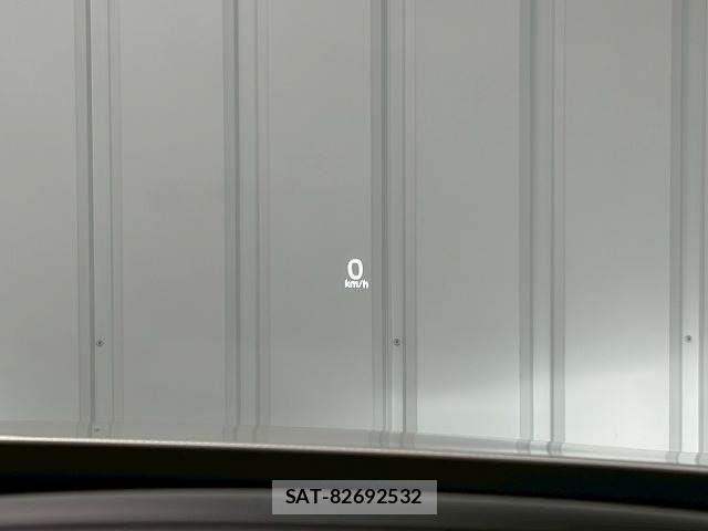 Volvo XC90 2019-09 7360379-8