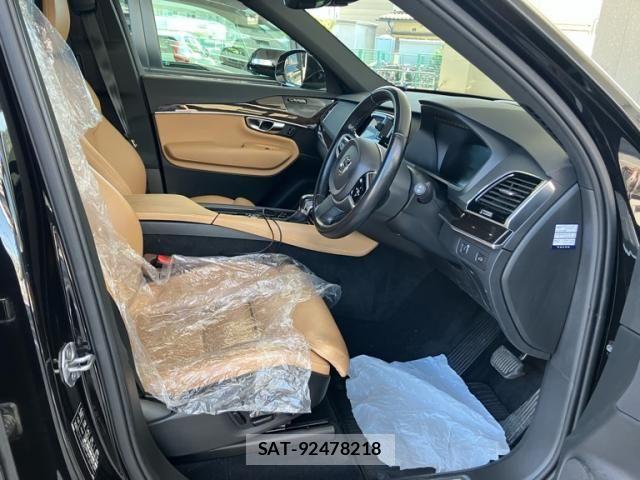 Volvo XC90 2018-12 7510398-10