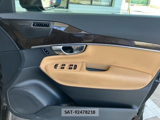 Volvo XC90 2018-12 7510398-13