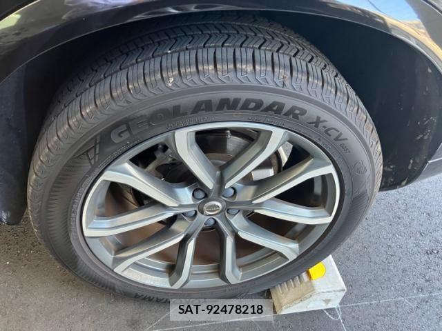 Volvo XC90 2018-12 7510398-6