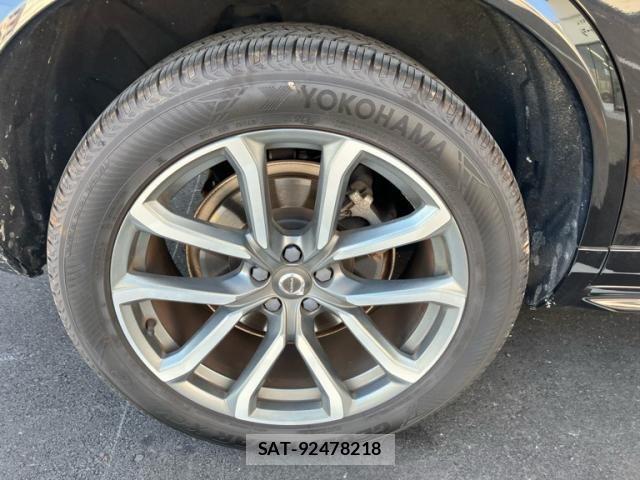 Volvo XC90 2018-12 7510398-7