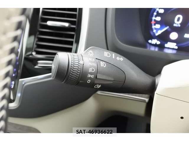 Volvo XC90 2021-10 7621167-15