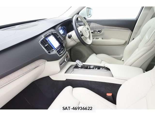Volvo XC90 2021-10 7621167-17