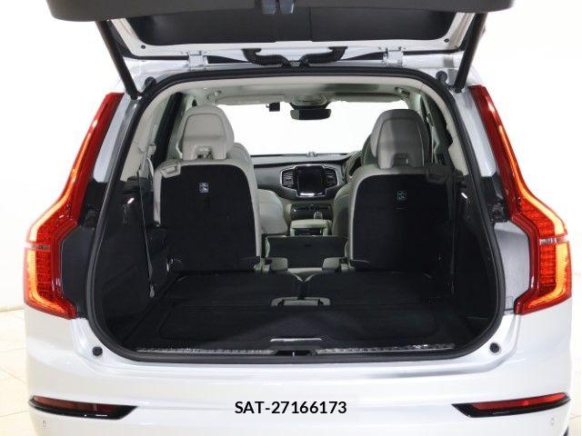 Volvo XC90 2023-05 7621168-9