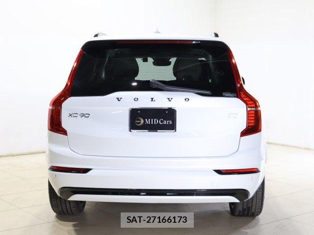 Volvo XC90 2023-05 7621168-13