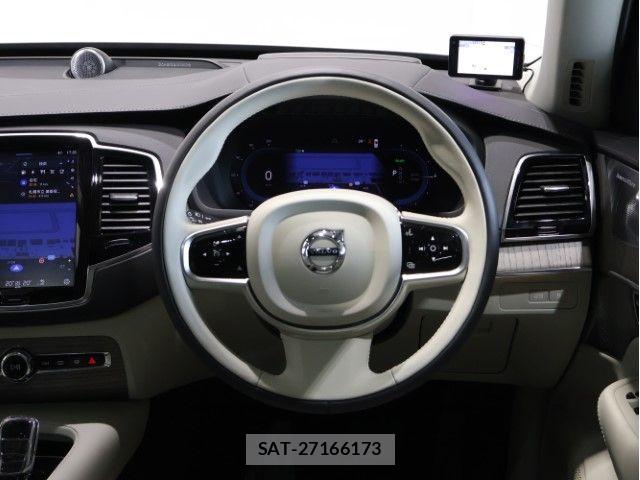 Volvo XC90 2023-05 7621168-22