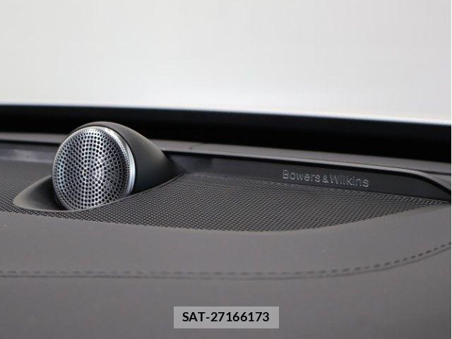 Volvo XC90 2023-05 7621168-23