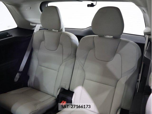 Volvo XC90 2023-05 7621168-5