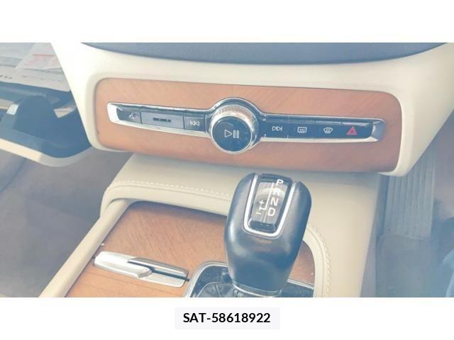 Volvo XC90 2019-05 7621171-15