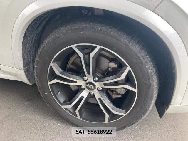 Volvo XC90 2019-05 7621171-5
