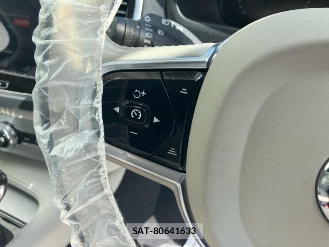 Volvo XC90 2017-03 7730488-18