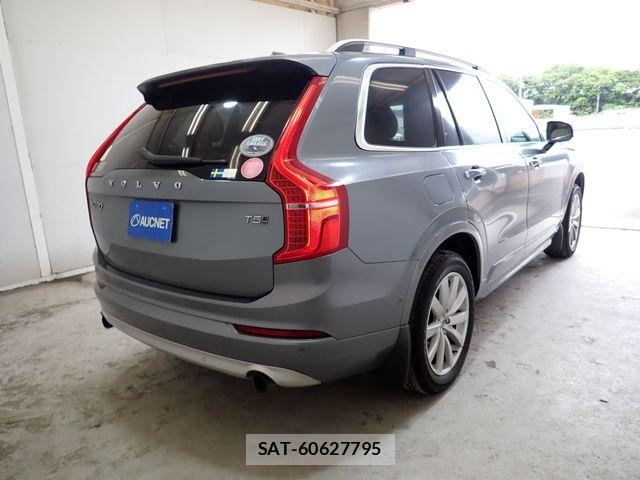 Volvo XC90 2018-05 7730489-7