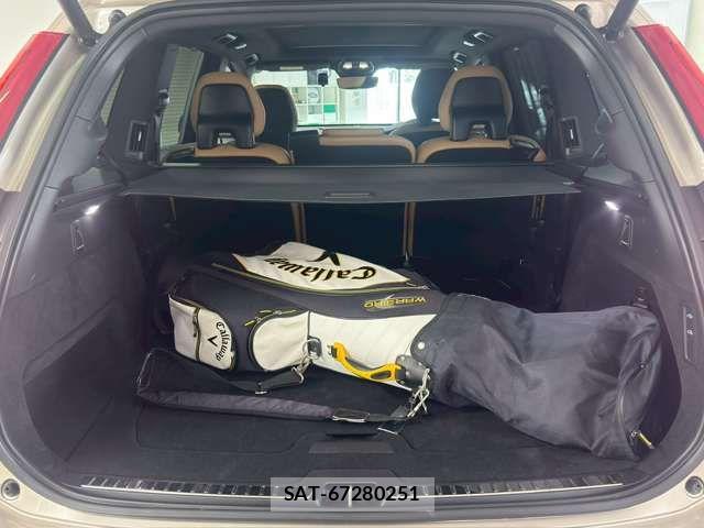 Volvo XC90 2022-12 7730486-7