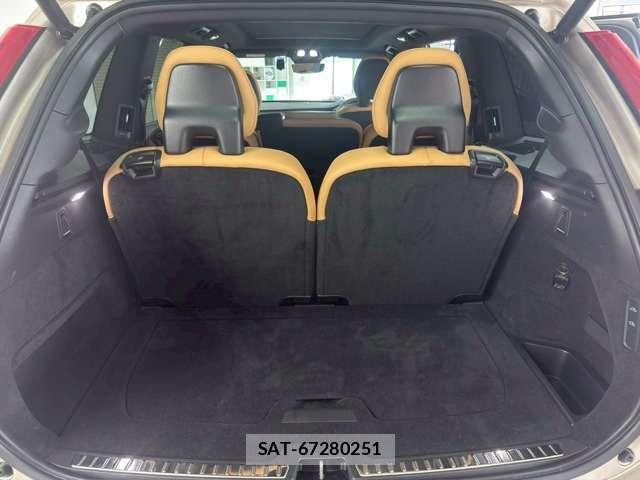 Volvo XC90 2022-12 7730486-8