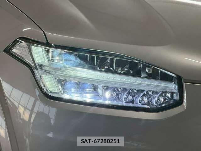 Volvo XC90 2022-12 7730486-14