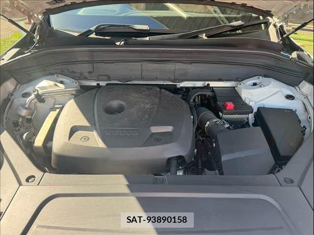 Volvo XC90 2018-03 7730487-11