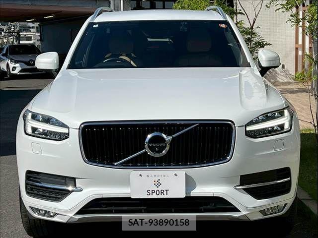 Volvo XC90 2018-03 7730487-12