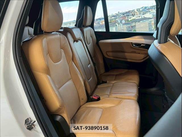 Volvo XC90 2018-03 7730487-6