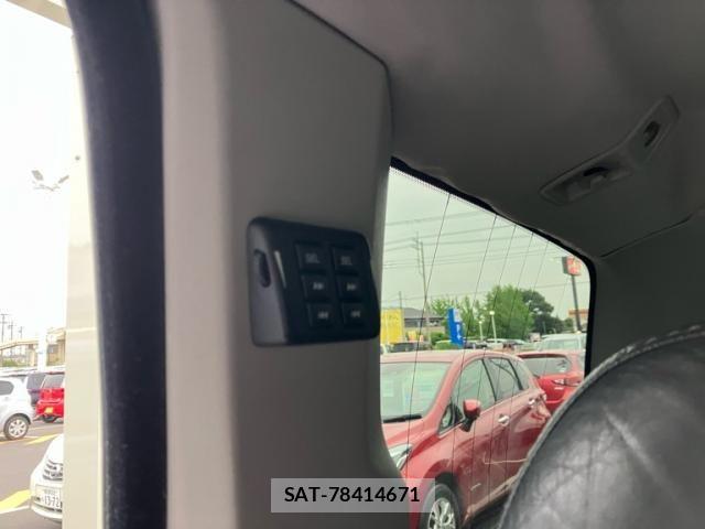 Volvo XC90 2009-08 7790297-20