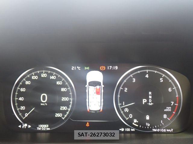 Volvo XC90 2020-06 7880353-12