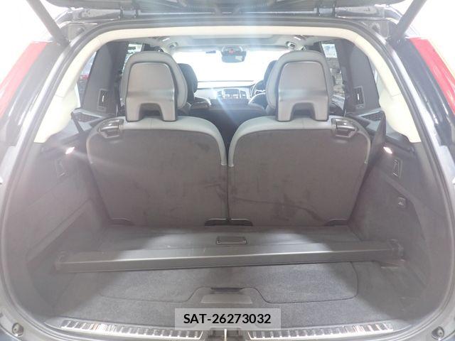 Volvo XC90 2020-06 7880353-24